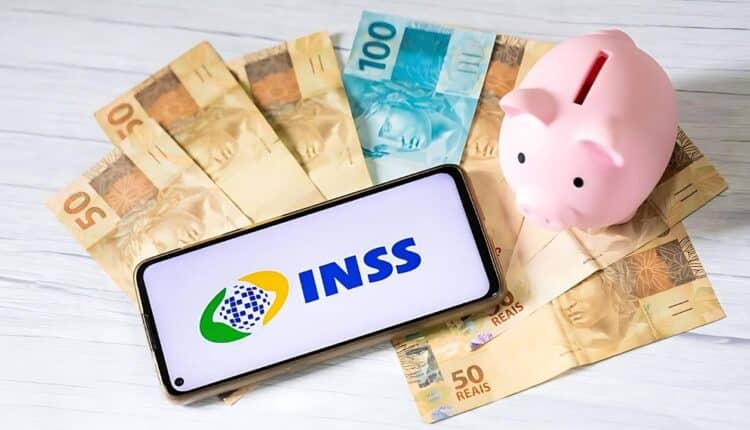 INSS organiza grupos prioritários para receber o 13º salário